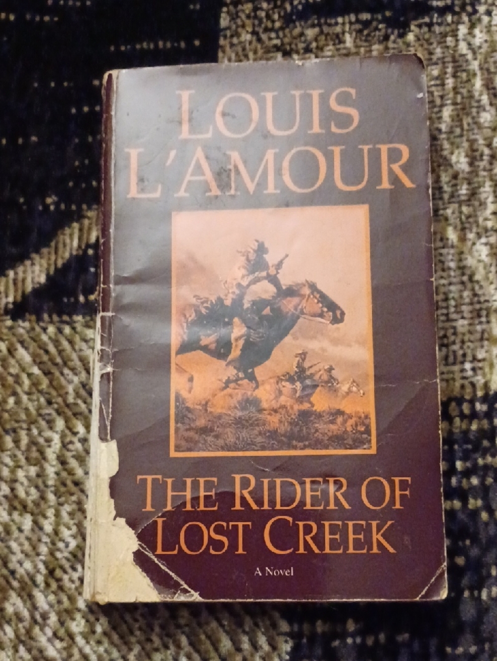 $4 Add-on Louis L'Amour "The Rider of Lost Creek" - Vintage Paperback